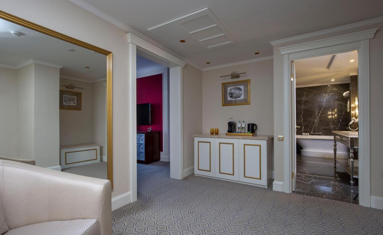 Tsar Palace Luxury Hotel&SPA Pushkin Bagian luar foto